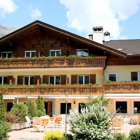 Hotel Klotz San Leonardo in Passiria Bagian luar foto